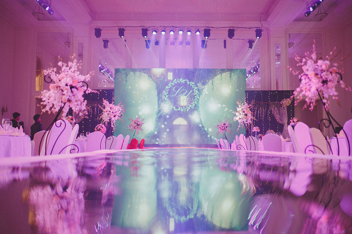 LED Commercial light VS LED Decorative light UPSHINE Lighting