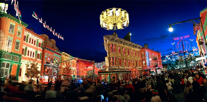 The Osborne Family Spectacle of Dancing Lights